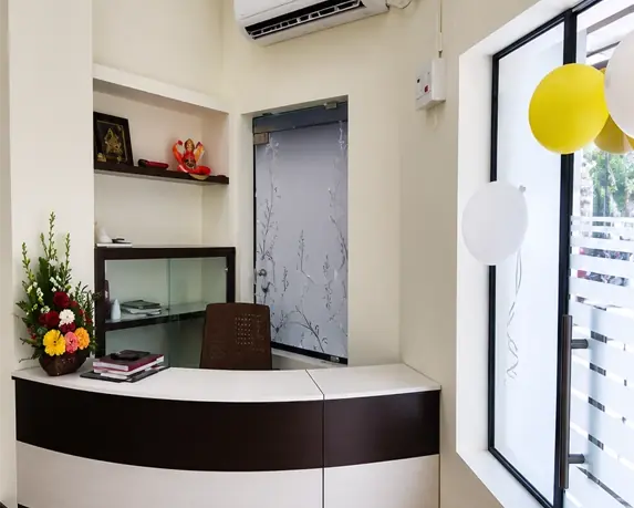 Root canal diagnosis and X-ray consultation at Radiant 32, Bhowanipore