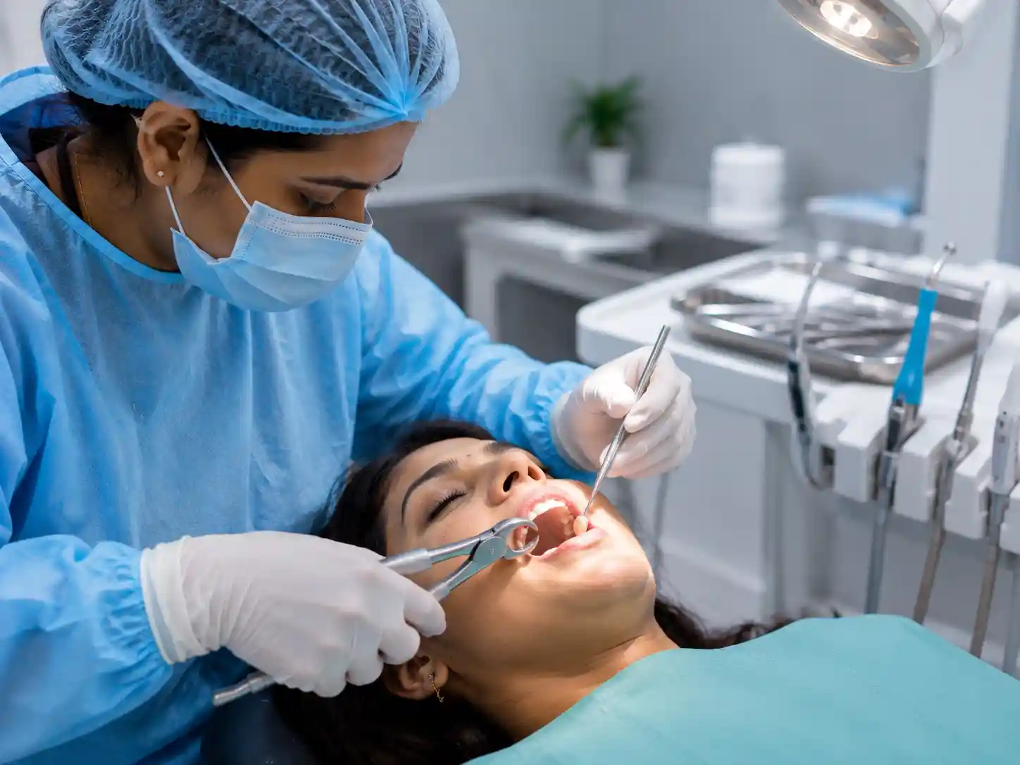 Tooth extraction treatment room at Radiant 32, Bhowanipore